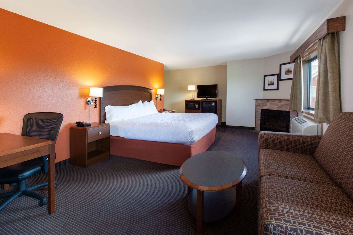 AmericInn by Wyndham Iron River photo 2