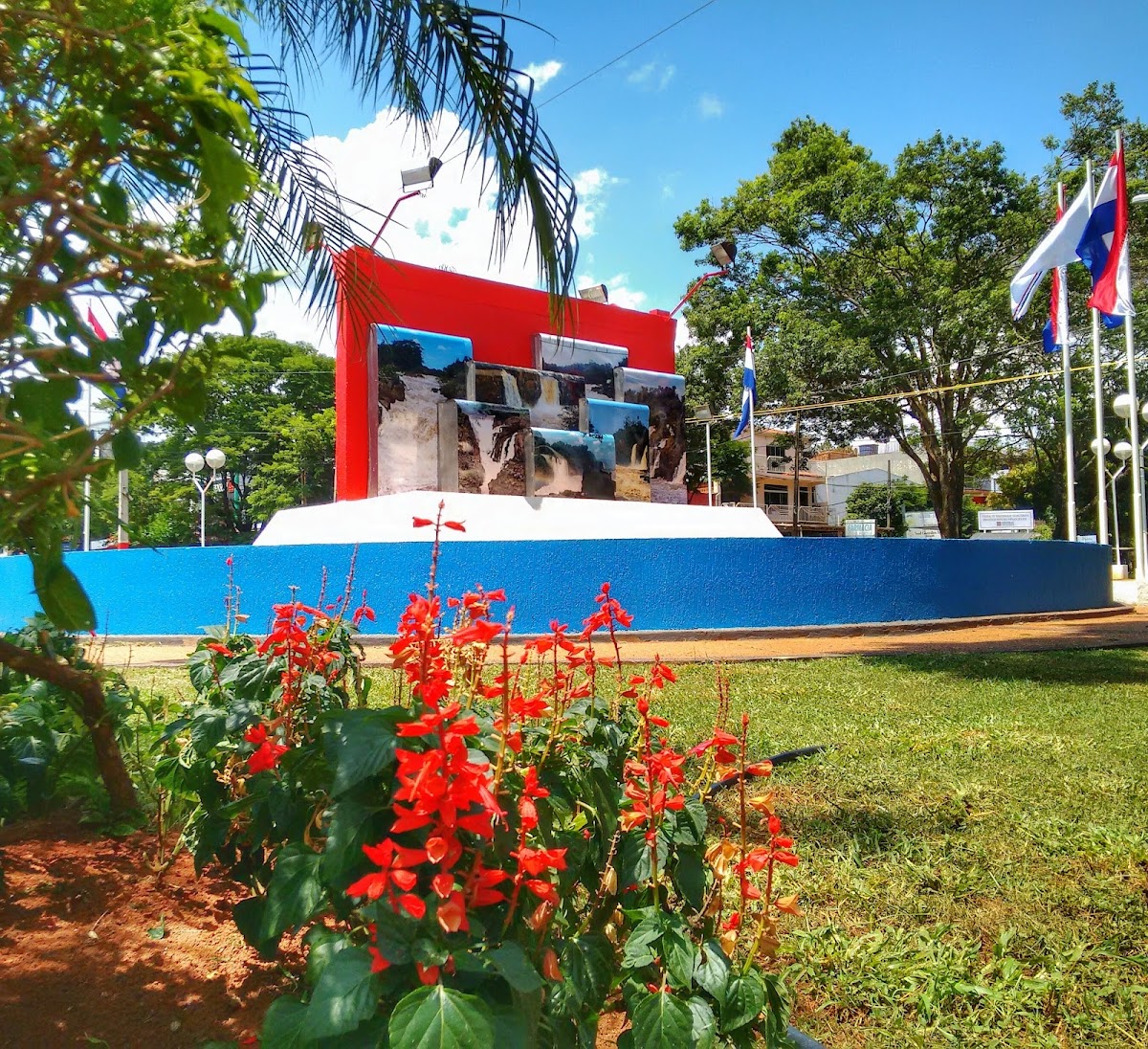 7 Saltos Monument