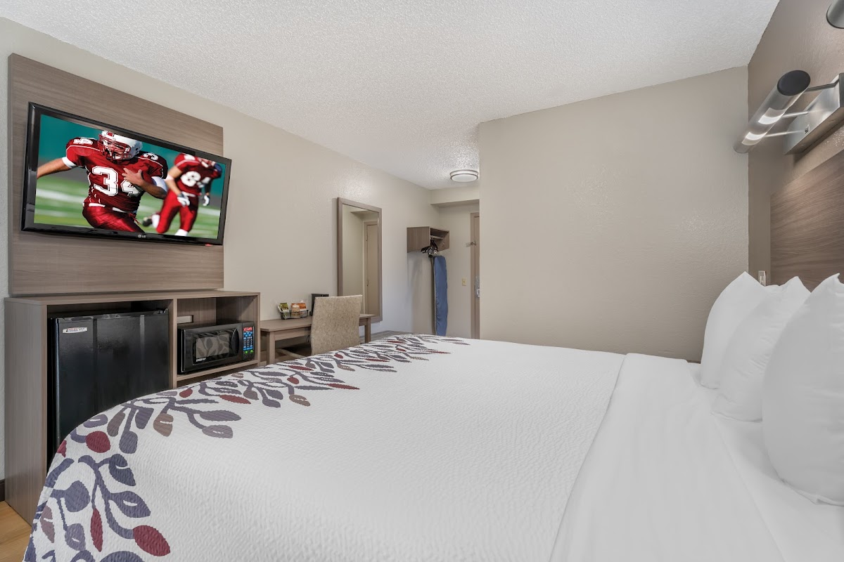 Red Roof Inn Houston - Brookhollow photo 2