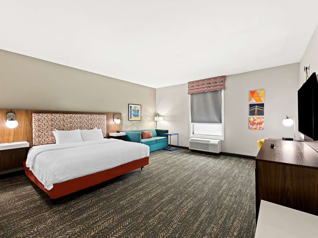 Hampton Inn Longview photo 2