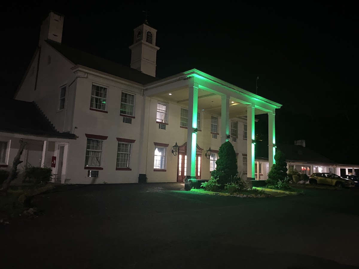 New Haven Inn photo 2