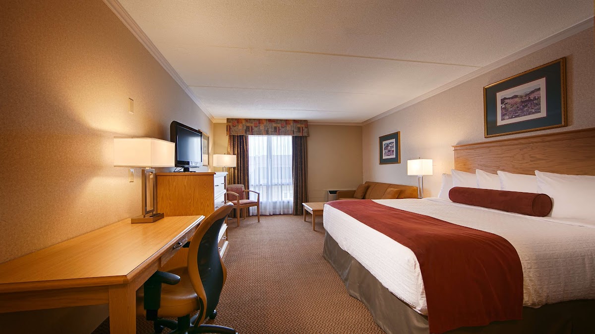 Best Western Plus Cobourg Inn & Convention Centre photo 2