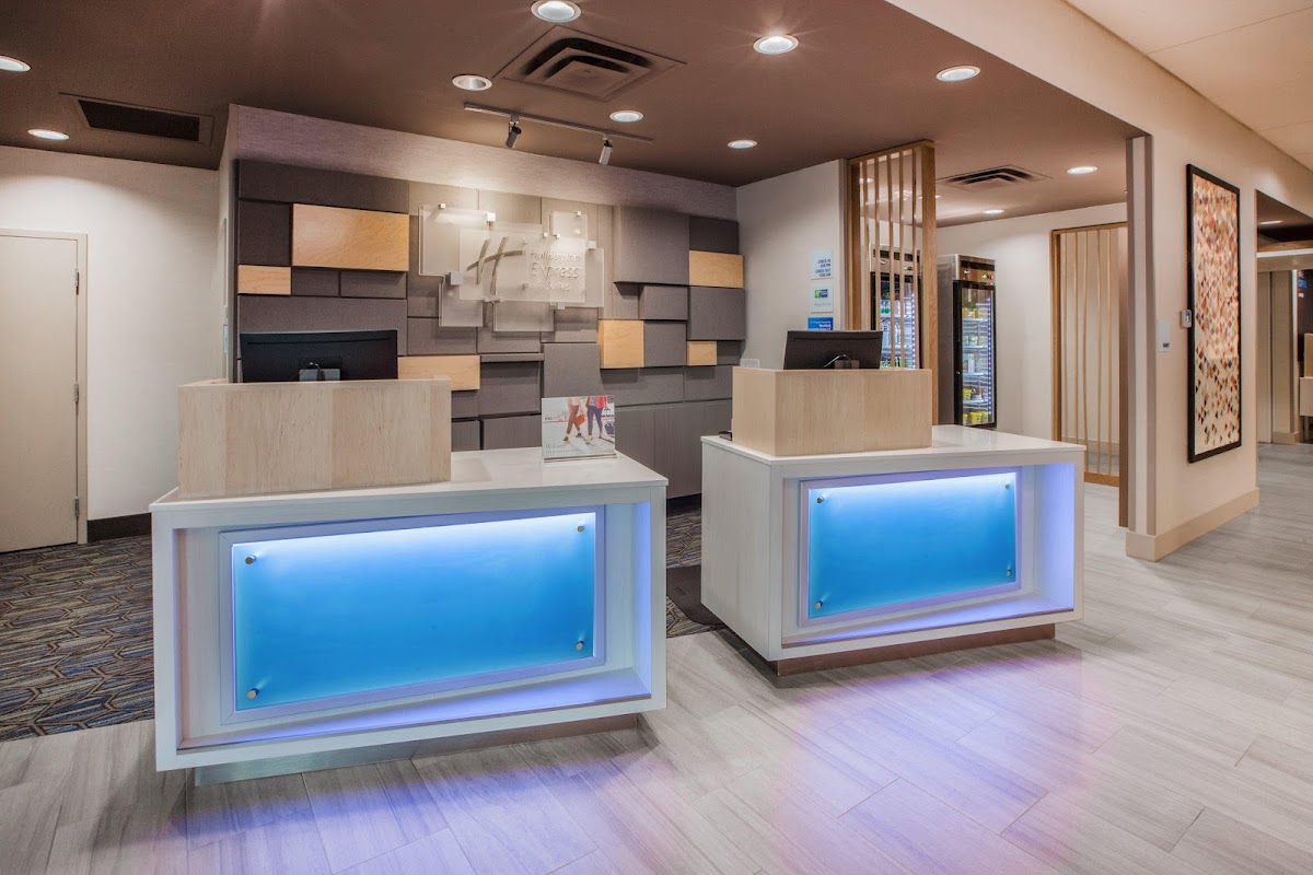 Holiday Inn Express & Suites Asheboro by IHG photo 2
