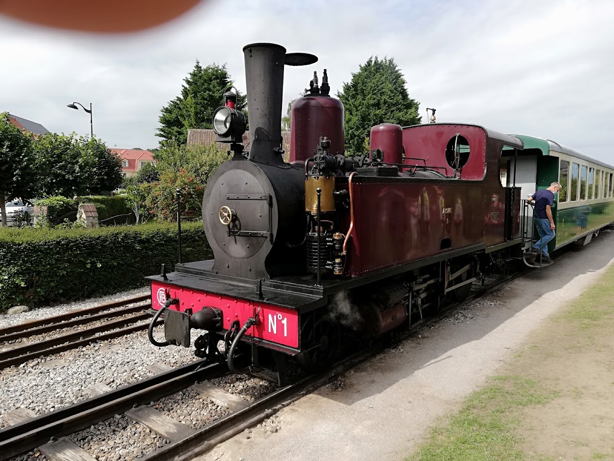 Railway Bay of Somme - Crotoy Station