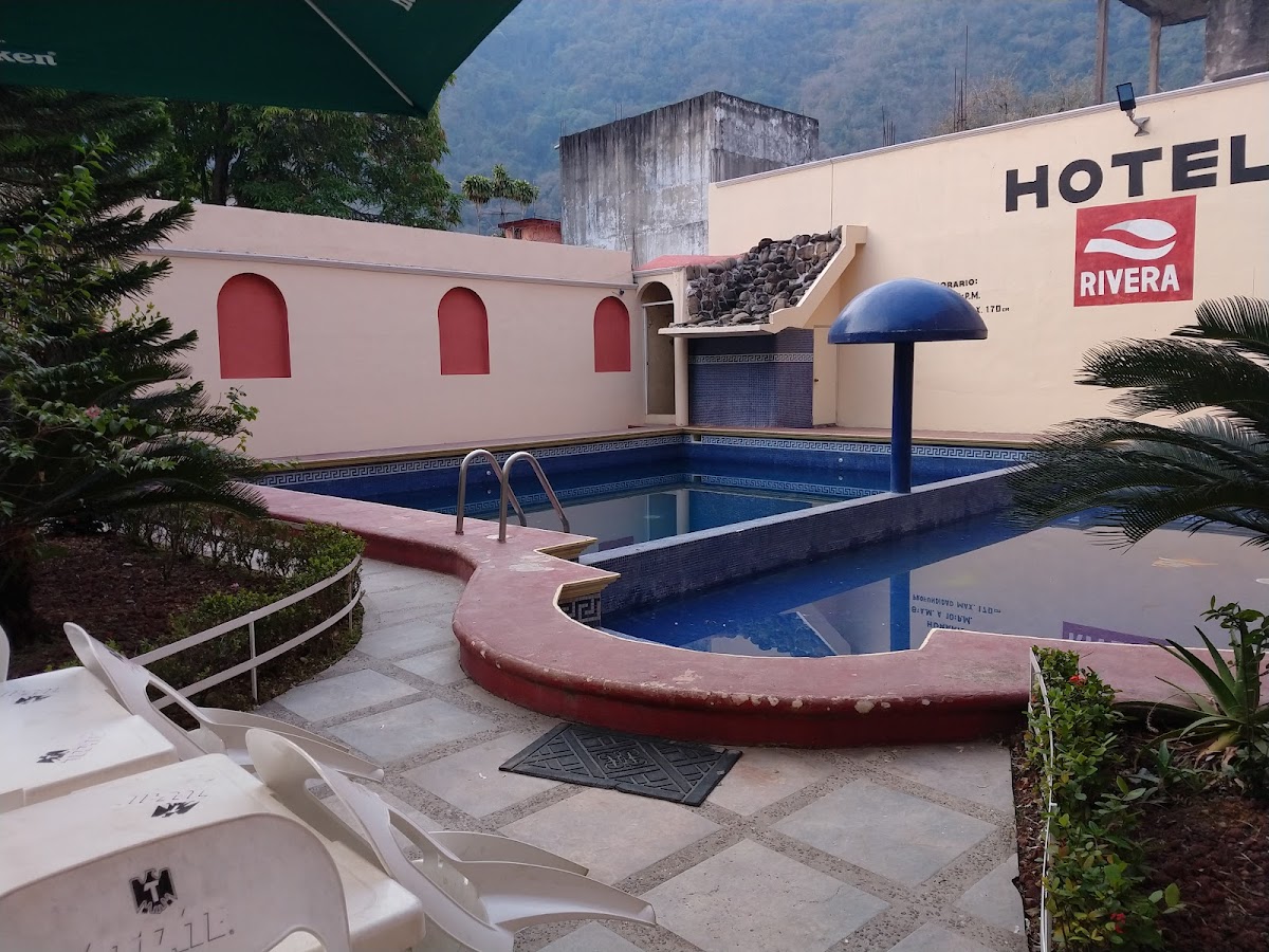 Hotel Rivera Inn