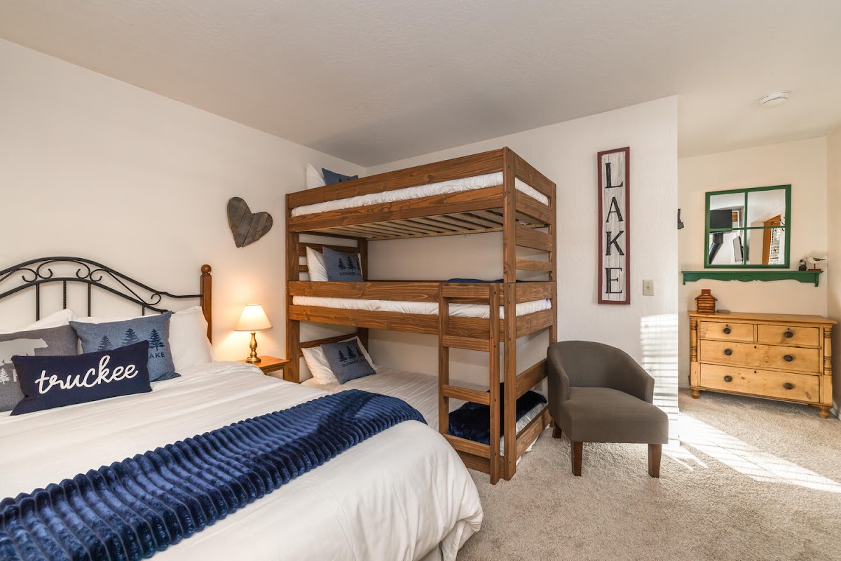 Donner Lake Inn photo 2