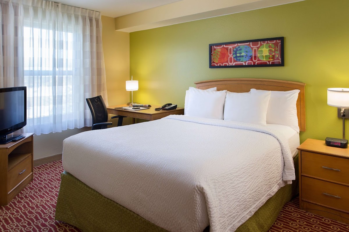 Sonesta Simply Suites Phoenix Scottsdale photo 2