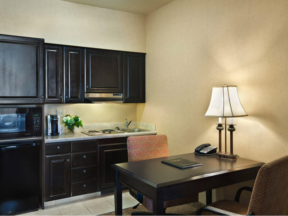Oxford Suites Boise photo 2