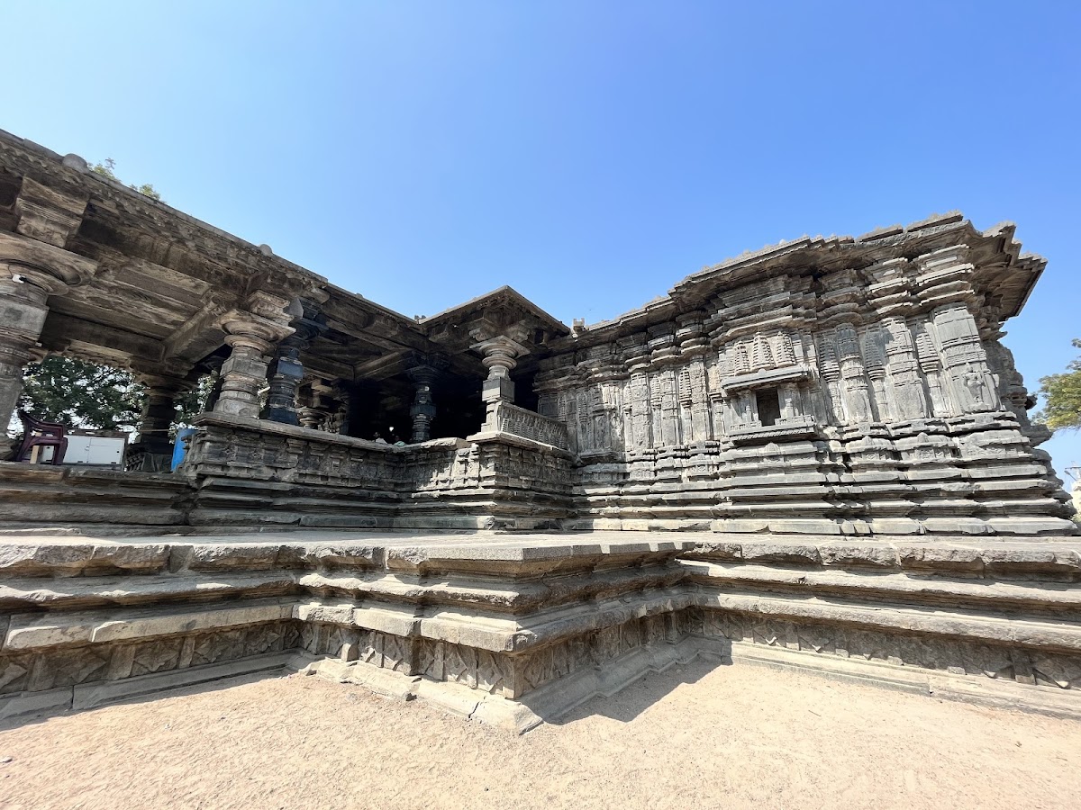 Thousand Pillar Temple