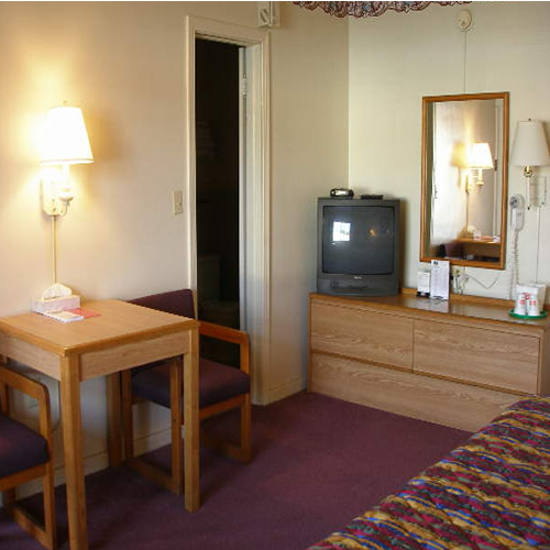 Red Carpet Inn Starke, FL photo 3