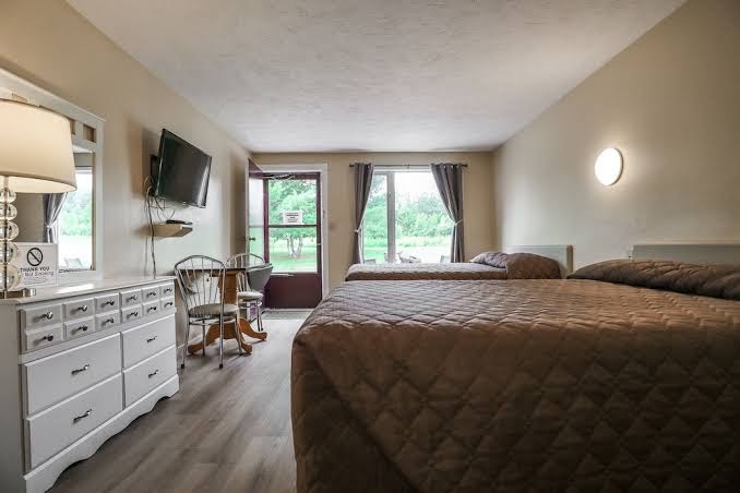 Atlantic Motel photo 2