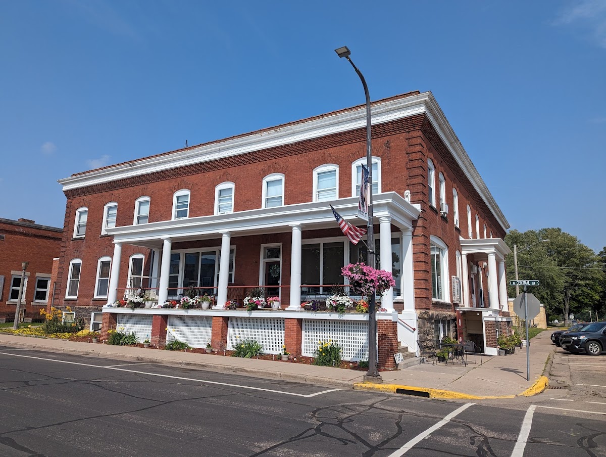 The Woodland Hotel