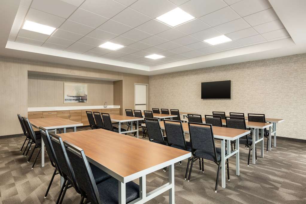 Home2 Suites by Hilton Statesboro photo 2