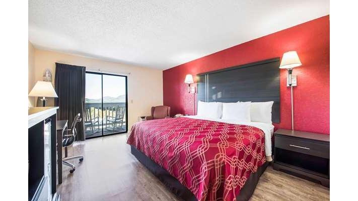 Econo Lodge Waynesville
