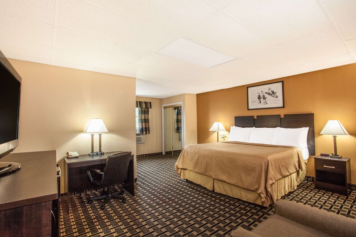 Travelodge by Wyndham South Burlington photo 2
