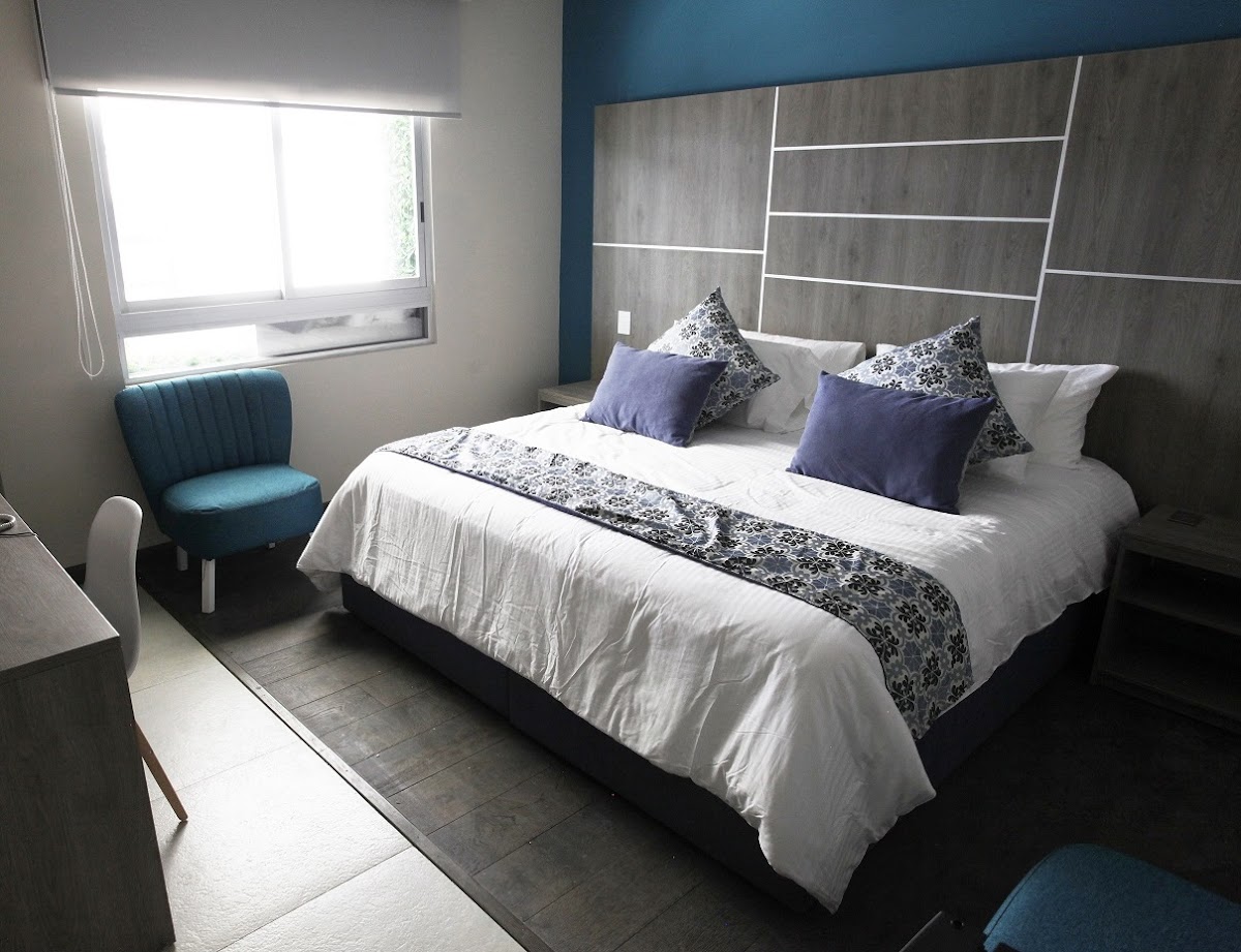 Capital's Luxury Apartments photo 2