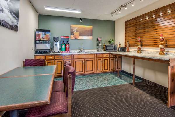 Rodeway Inn & Suites Dublin photo 3