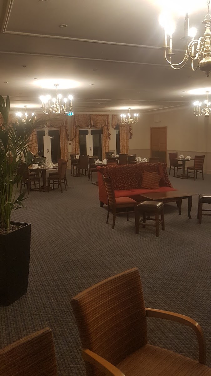 Coulsdon Manor Hotel photo 3