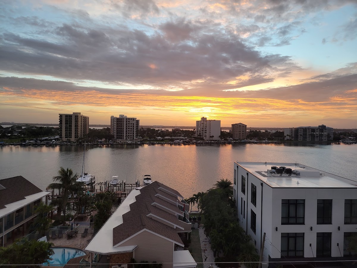 Fairfield by Marriott Inn & Suites Clearwater Beach photo 3