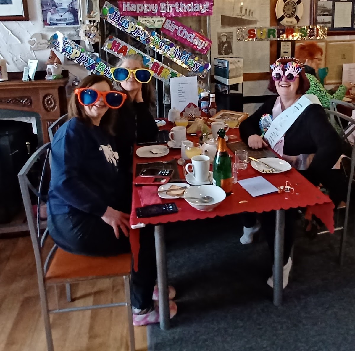 Hound Dog Hotel photo 3