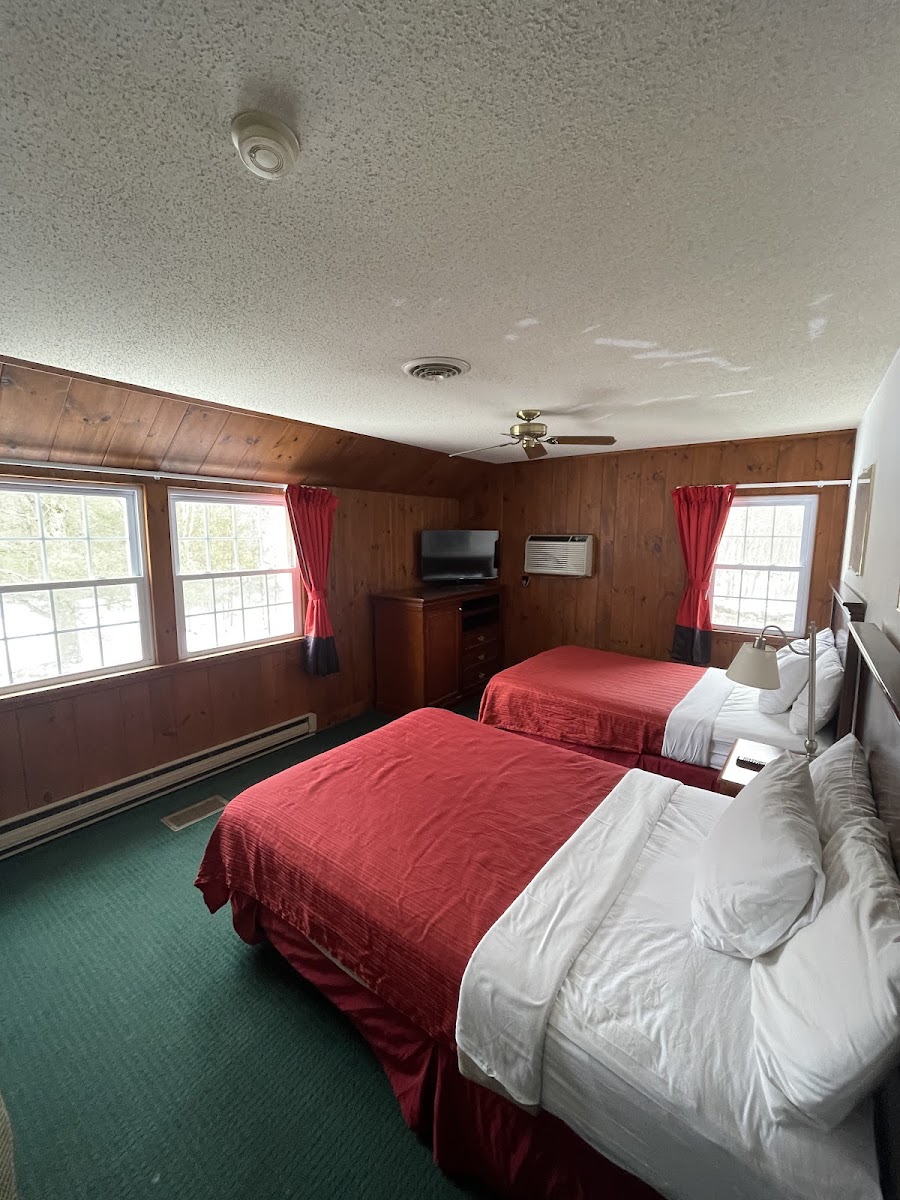 Stonybrook Motel & Lodge