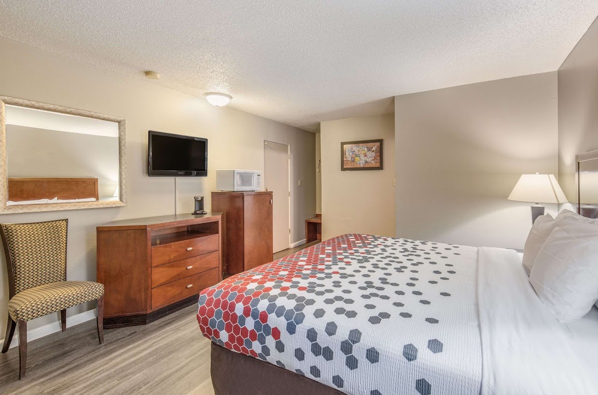 Econo Lodge Inn & Suites Yreka photo 2