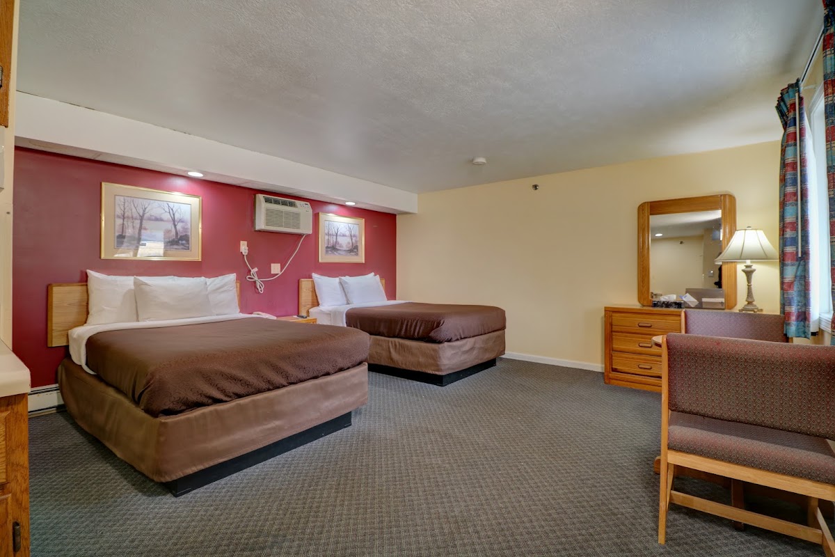 Classic Inn Saco Old Orchard Beach Maine photo 3