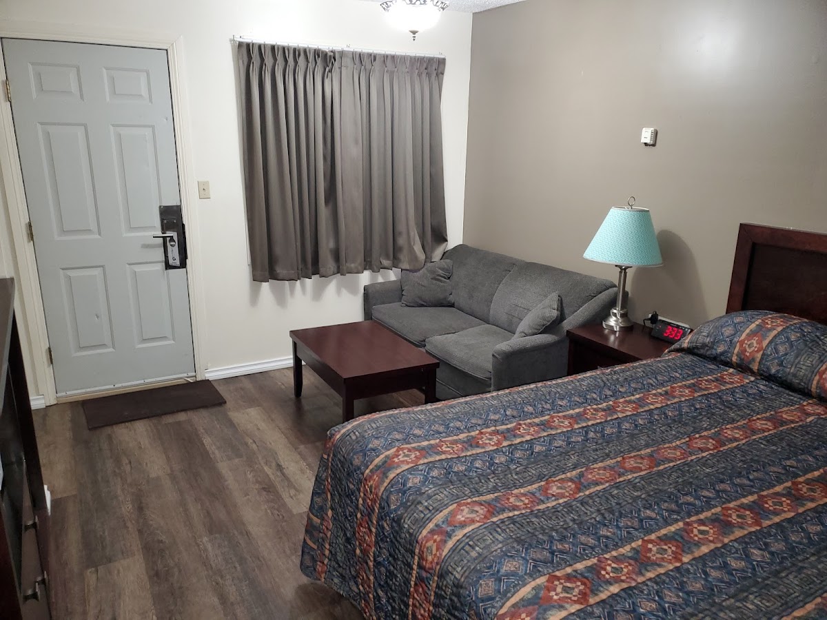 Battlefords Inn Motel photo 2