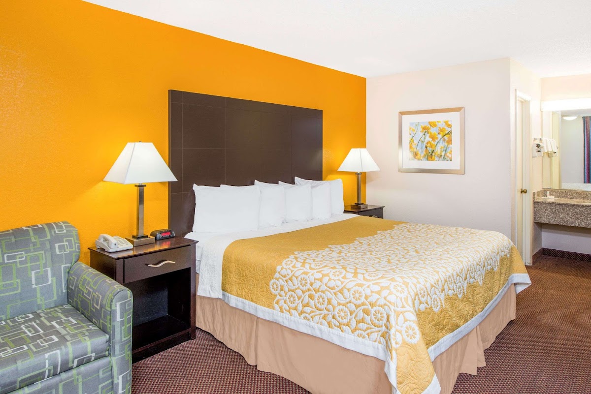 Days Inn by Wyndham Calvert City/Paducah East photo 2