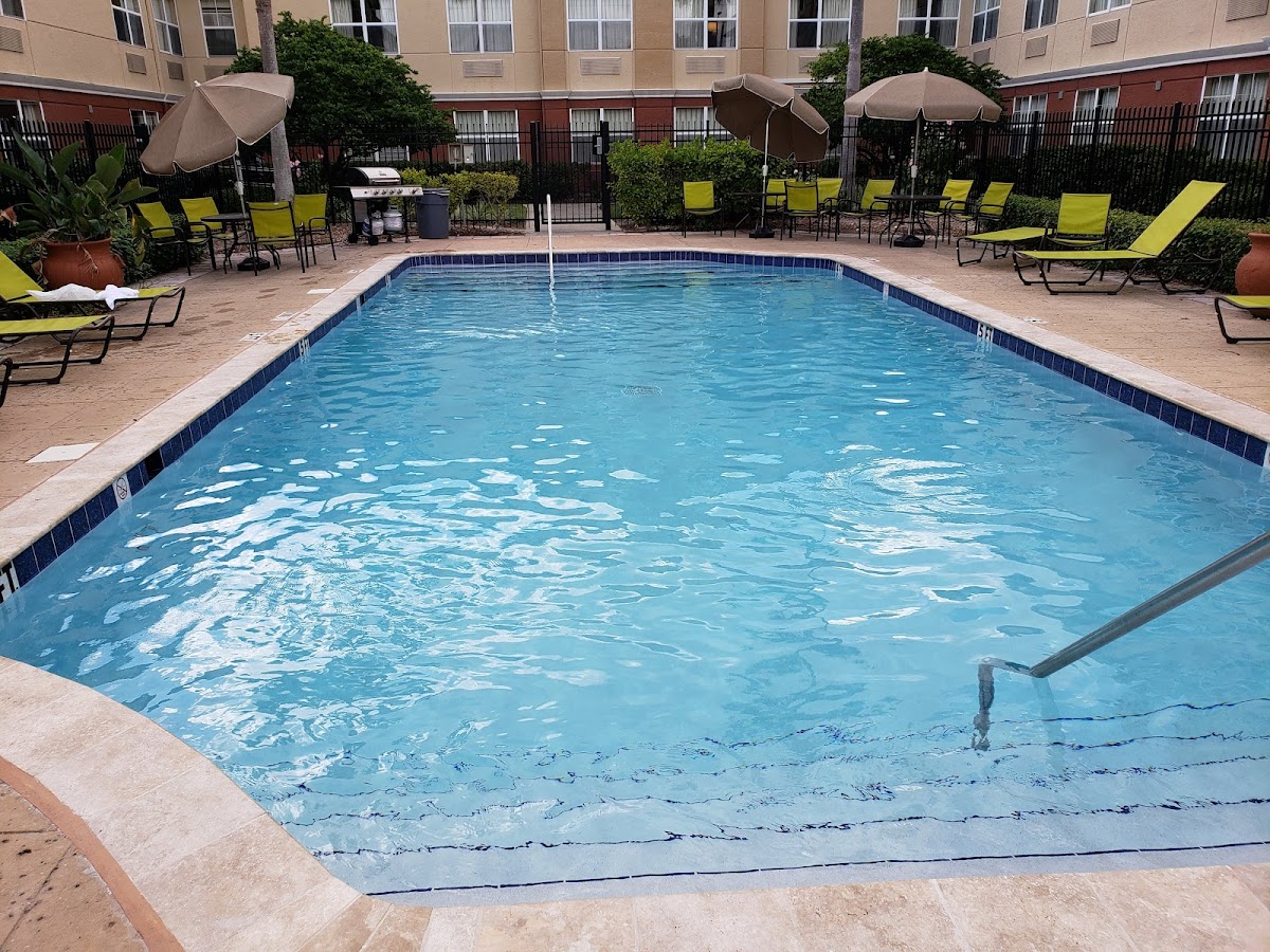 Extended Stay America Suites- Tampa - Airport - N. Westshore Blvd. photo 3