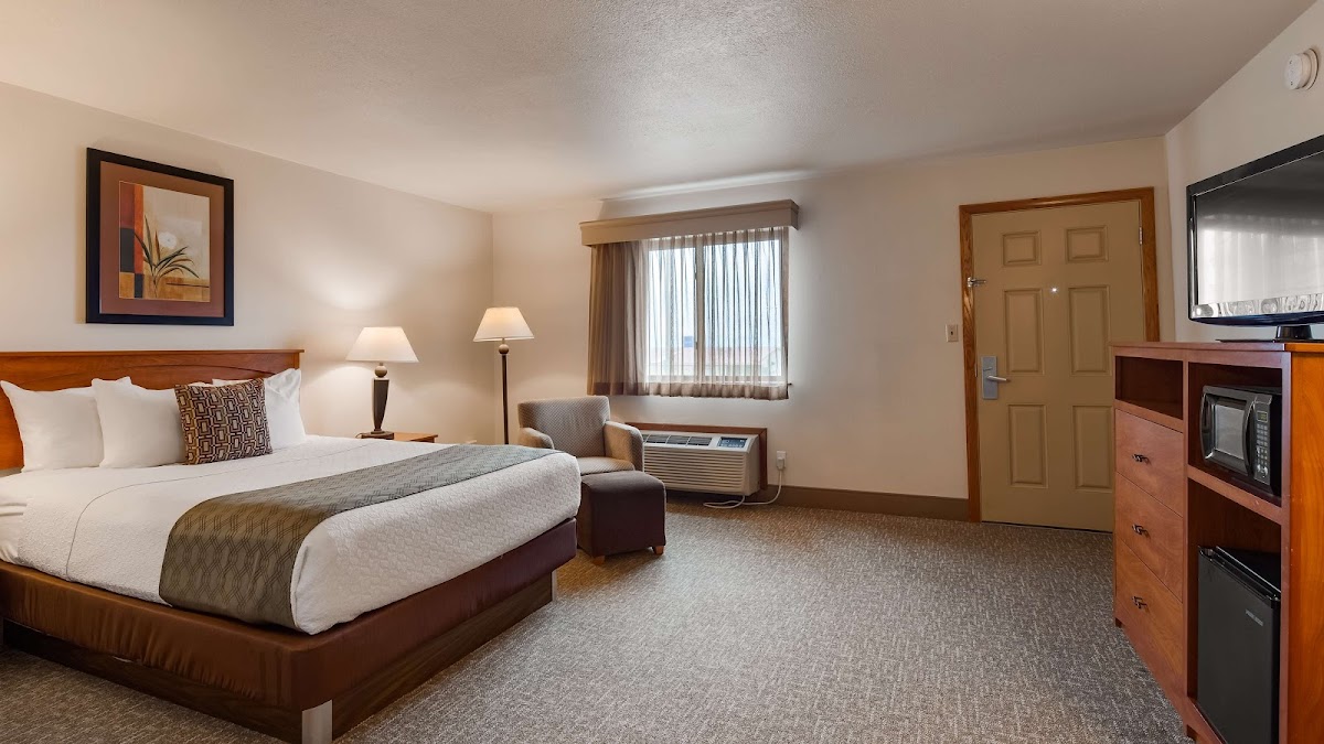 Best Western West Hills Inn photo 2