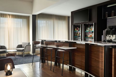 Courtyard by Marriott St. Louis Creve Coeur photo 3