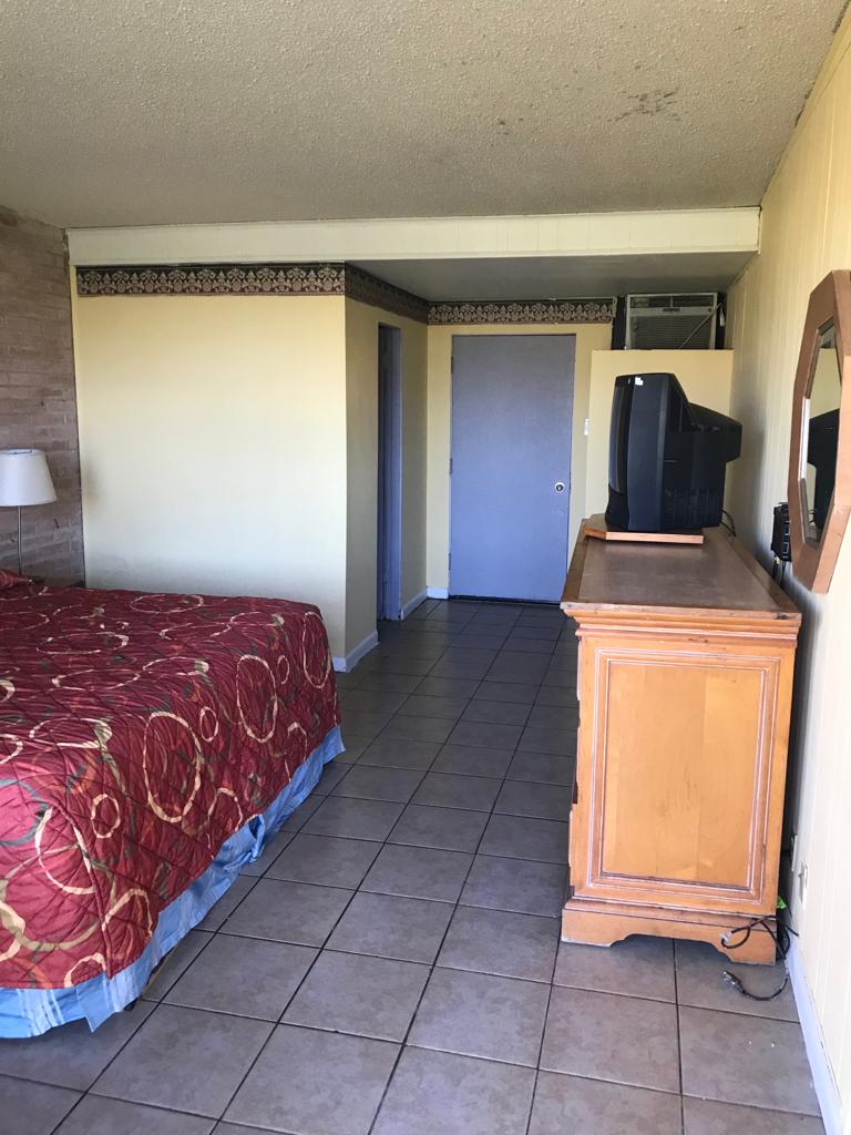 Plaza Square Motel photo 2