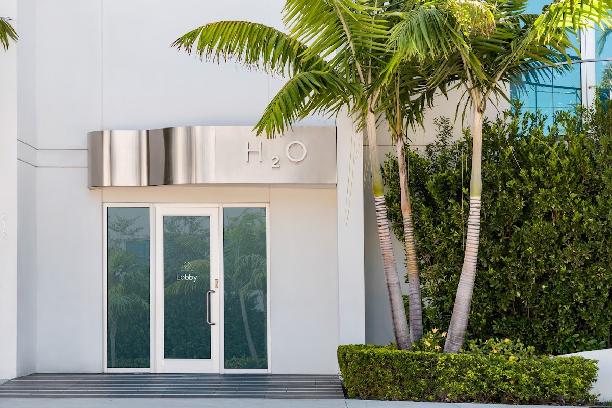 H2O Suites Hotel photo 3