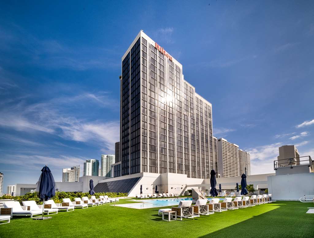 Hilton Miami Downtown photo 2