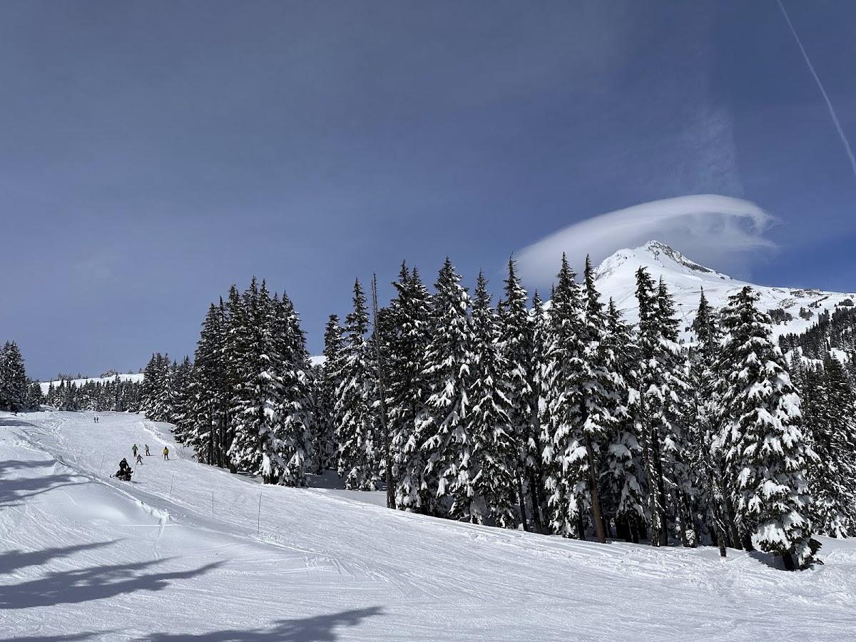 Sahale Lodge photo 2