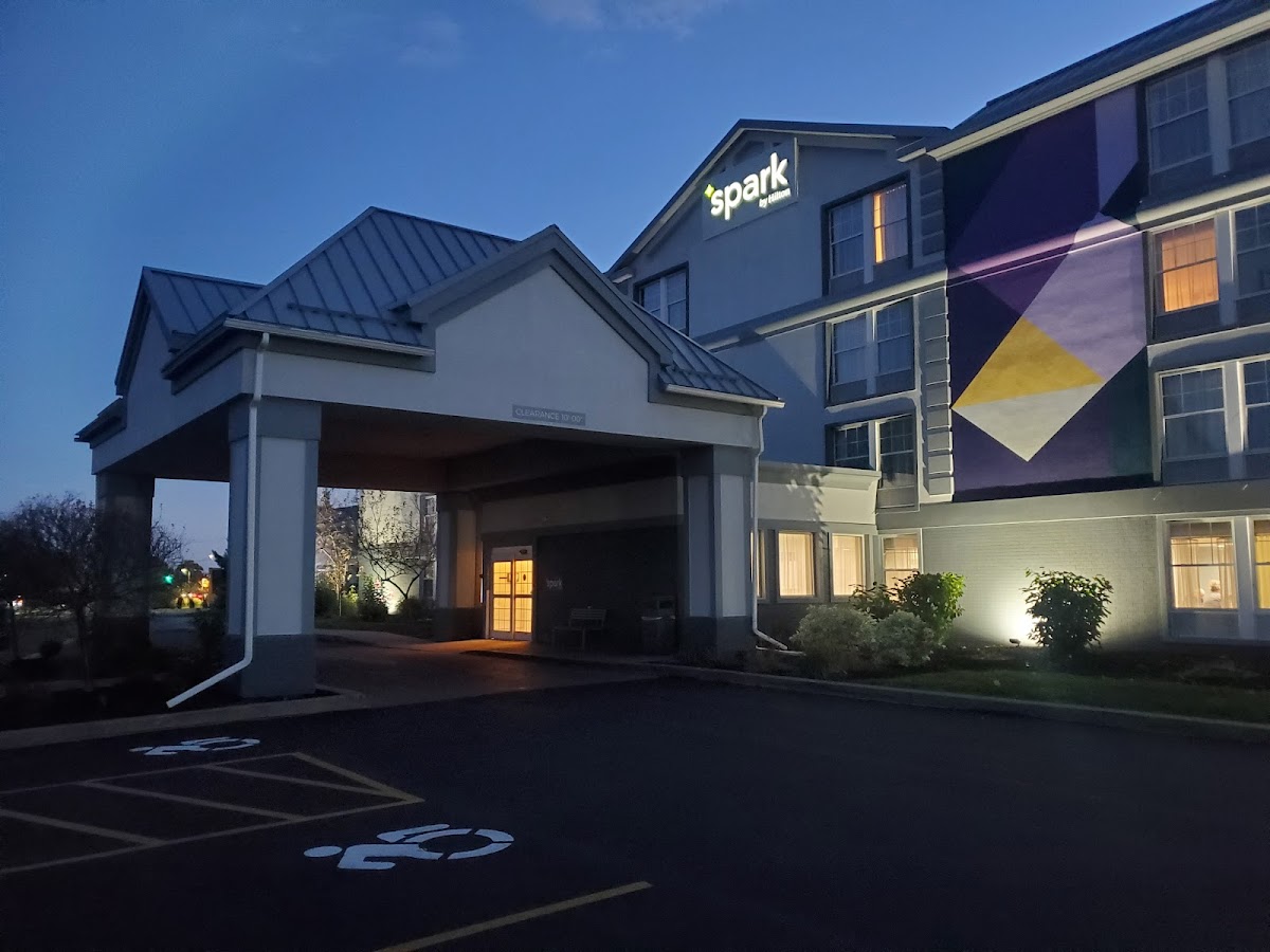 Spark by Hilton Rochester University Area