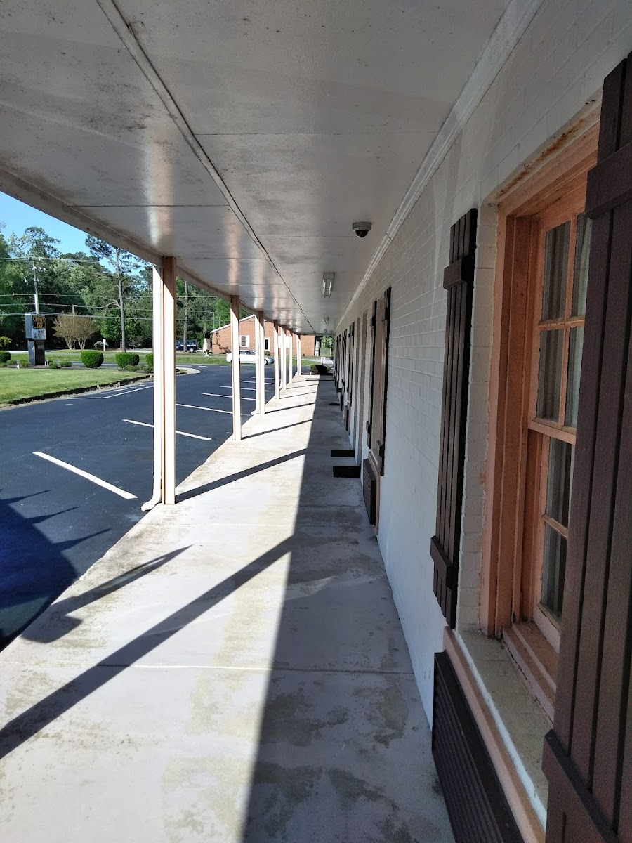 Crown Inn Motel photo 2