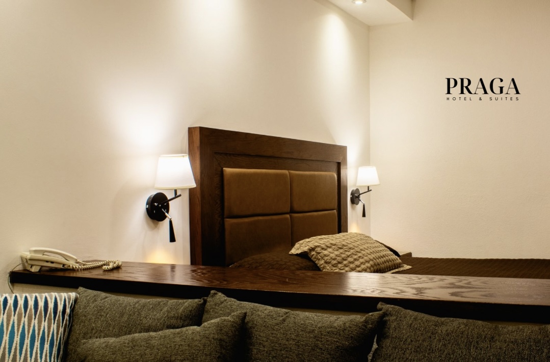 Praga Hotel & Suites photo 3