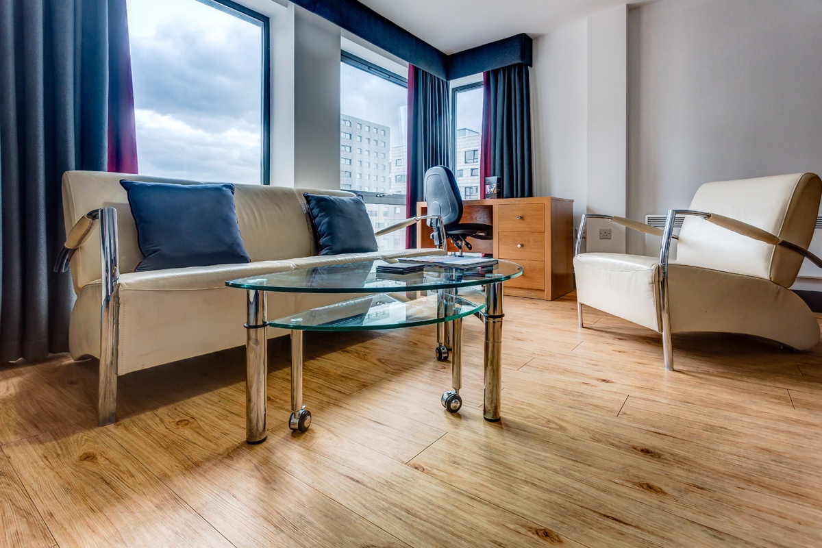 Roomzzz Aparthotel Leeds City West photo 3