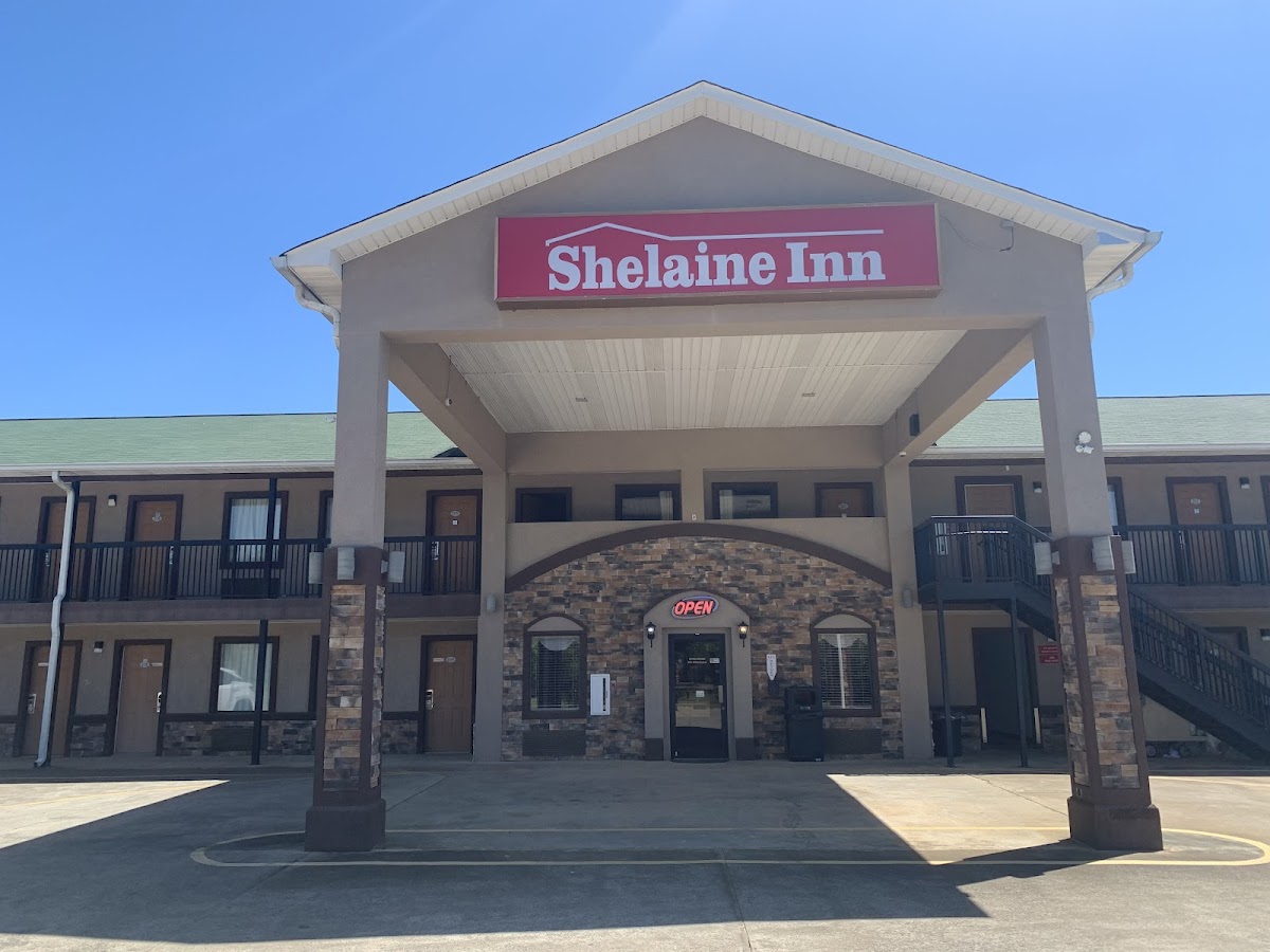 Shelaine Inn