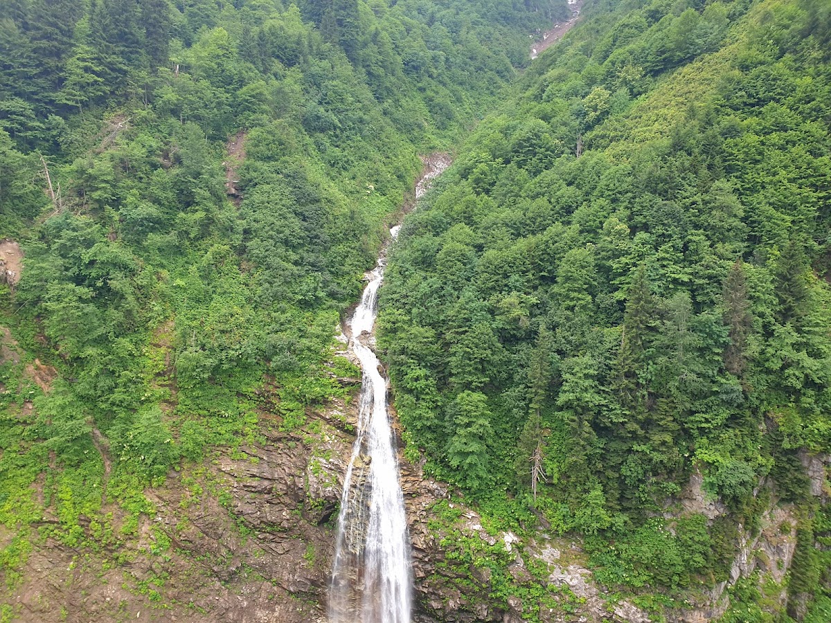 Gelintülü Şelalesi