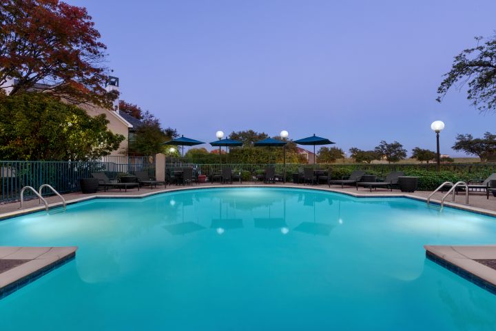 Addison Suites Hotel photo 3