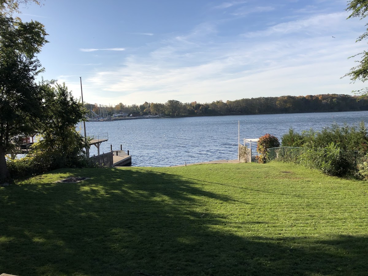 Bayside Inn & Waterfront Suites photo 3