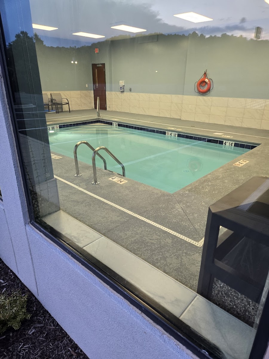 Holiday Inn Express Asheville - Woodfin by IHG photo 3