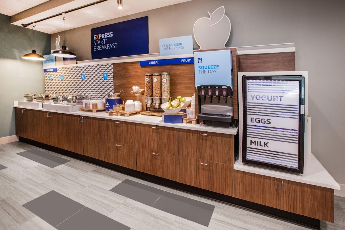 Holiday Inn Express & Suites New Boston by IHG photo 3