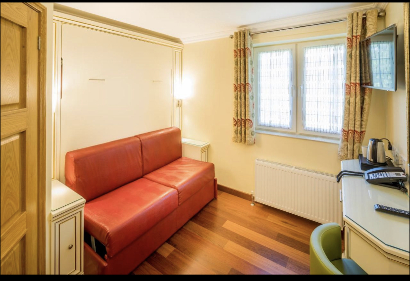 Linton Hotel Luton photo 2