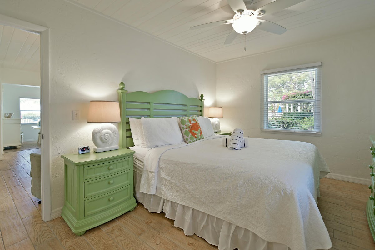 Wicker Inn Beach Resort photo 2