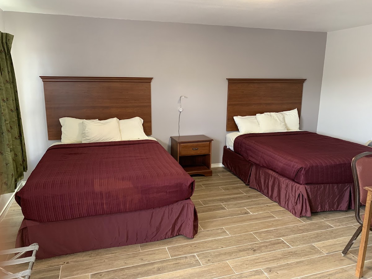 Budget Inn Hotel photo 2