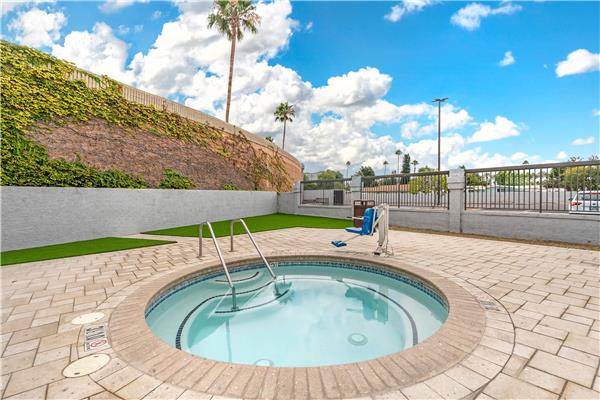 Comfort Inn Anaheim Resort photo 3
